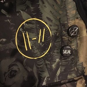 Meet your Posher, Natalie